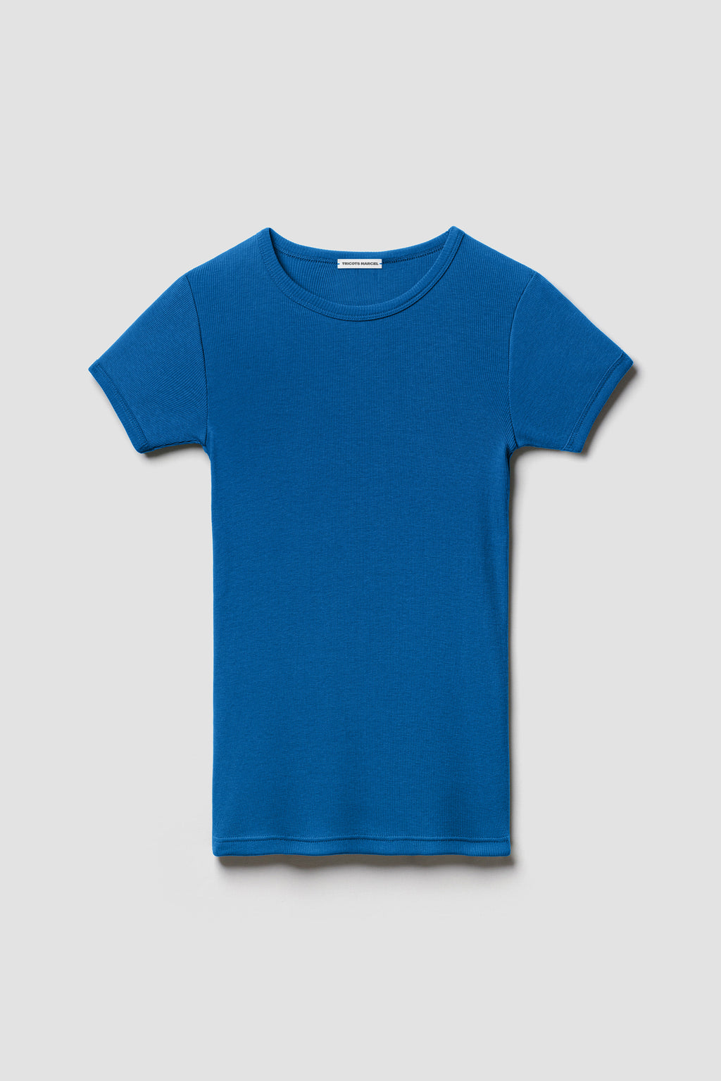 Maillot de corps bleu à manches courtes en coton Pima côtelé, vue de face sur fond clair.