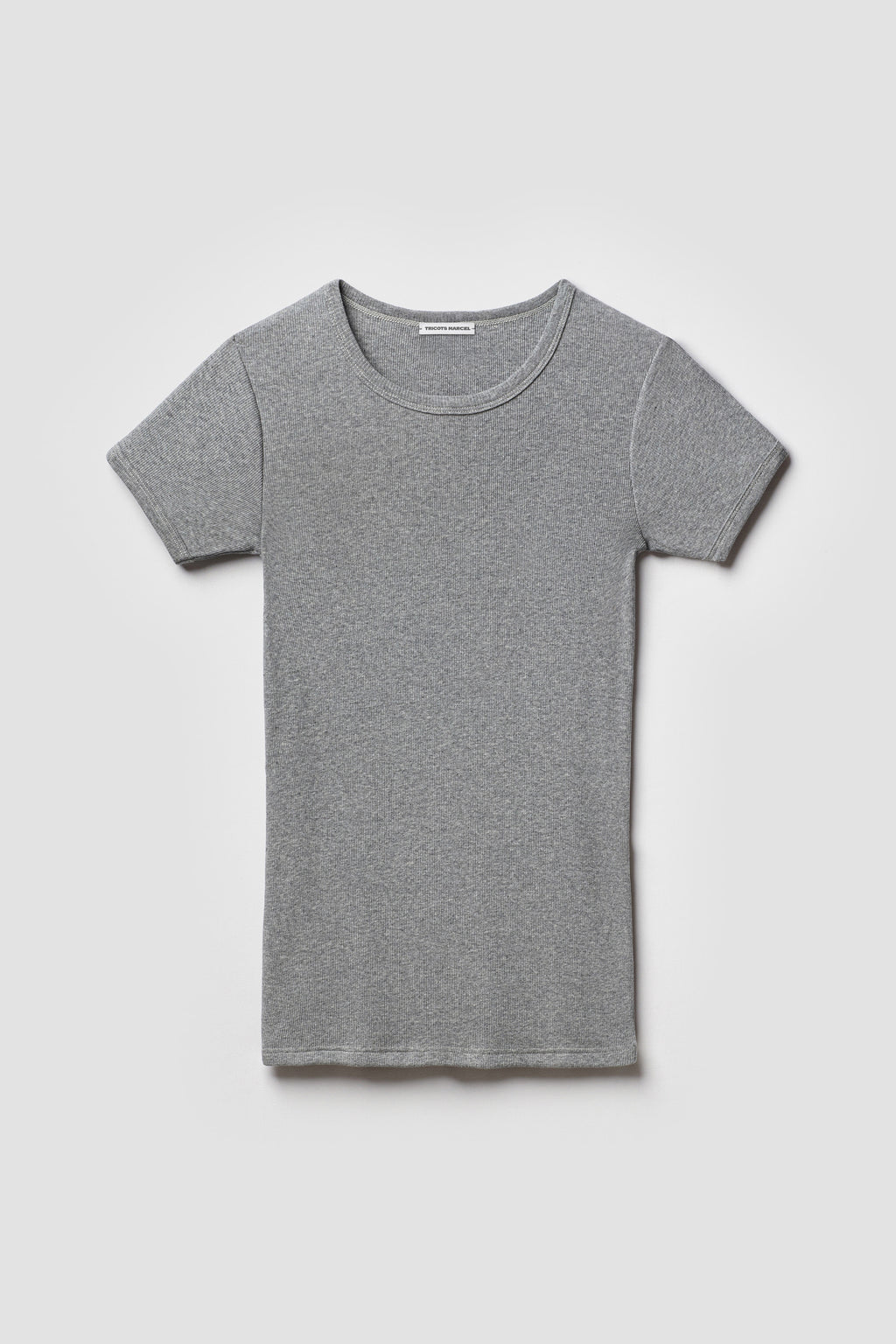Maillot de corps homme et femme gris chiné à manches courtes en coton Pima côtelé, vue de face sur fond clair.