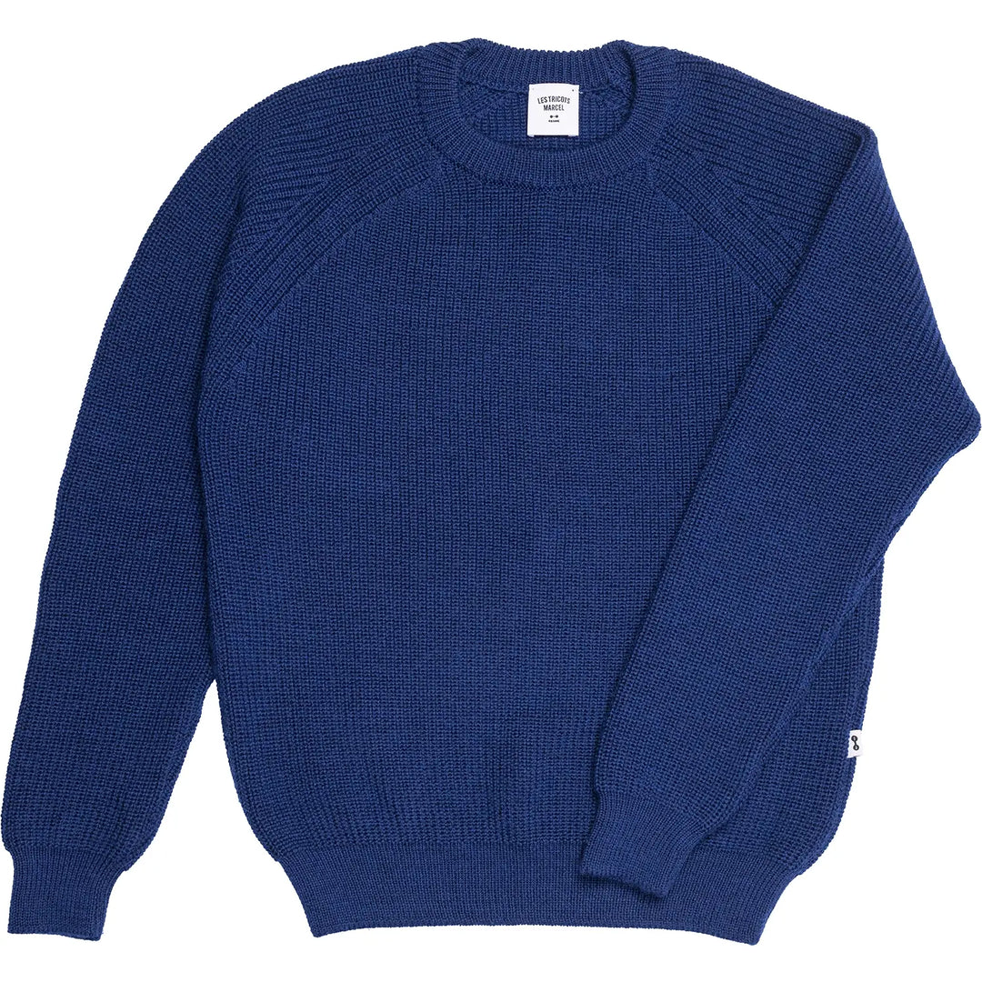 Le pull en laine mérinos bleu