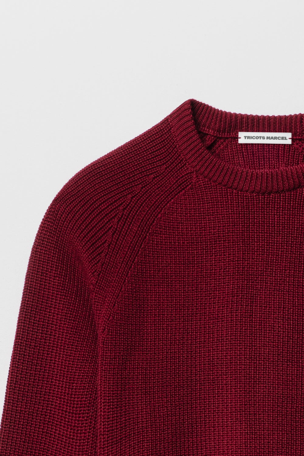 Pull Rouge Rubis en Laine Mérinos Doux et Chaud