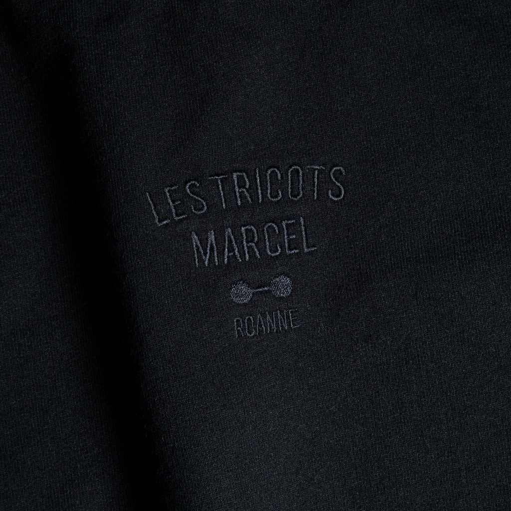 Sweat noir focus